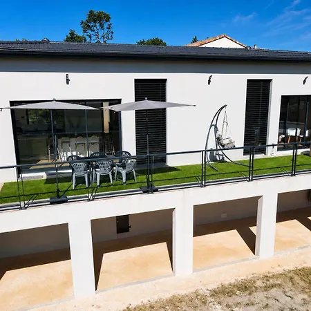 Montagne Ardechoises Villa *